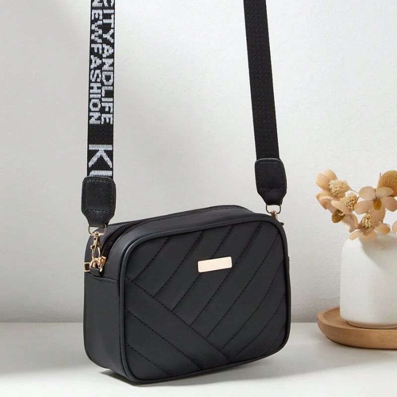 Black Leather Handbag for Girls & Women | Stylish Shoulder & Crossbody Bag | Daily Use & Gift